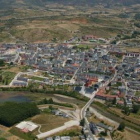 Vista aérea de Bembibre , que fue asentamiento de gentes astures romanizadas. Detalle del «Ecc