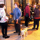 Aunque el suceso parecía controlado, las mediciones de los Bomberos aconsejaron desalojar el número 20 de Gran Vía hasta que cesase la combustión. RAMIRO