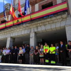 El Ayuntamiento de Las Rozas (Madrid) ha guardado este mediodía un minuto de silencio en memoria de Ignacio Echevarría, el joven español muerto en los atentados de Londres del pasado sábado.