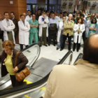 Villarig se dirige a los médicos en una de las jornadas de huelga de médicos en el 2008.