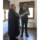 El consejero y el vicario de la Diócesis visitaron el inmueble. DL