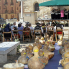 La plaza del Grano se convirtió en el epicentro de la celebración para homenajear a los peregrinos del Camino de Santiago.