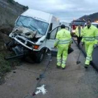 Imagen de una de la furgoneta siniestrada