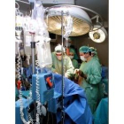 Operación de un trasplante de corazón