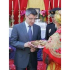 El alcalde Francisco Fernández, delante del altar de San Juan