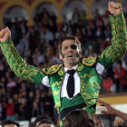 Padilla saldrá de la plaza vestido de luces para hacer el saque de honor en el campo de fútbol.