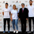 Lidia Valentín, junto a otros deportistas españoles y el embajador japonés Masashi Mizukami. D. RAMIRO