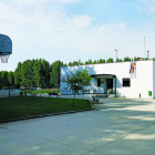 El colegio de Carbajal ocupa 382 metros cuadrados dentro de una parcela de 8.000 m2.