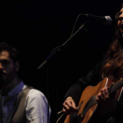 Aníbal Sánchez y Myriam Gutiérrez, The Bright, en uno de sus habituales conciertos en León.