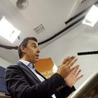 Martínez-Maillo ofrece una rueda de prensa en el Congreso. MARISCAL