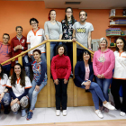 Profesionales, pacientes y responsables de la Asociación Leonesa de Esclerosis Múltiple, que da servicios de rehabilitación e inserción laboral.