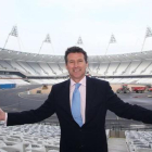 Sebastian Coe, en el estadio olímpico londinense, durante los Juegos del 2012, en cuya organización participó.
