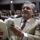 El ministro de Cultura, Íñigo Méndez de Vigo, asiste el pasado martes al acto celebrado en un céntrico instituto madrileño con motivo del 75 aniversario de la muerte de Miguel Hernández.