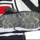 Detalle de una bota incautada por la Guardia Civil
