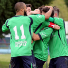 Los jugadores leoneses celebran el gol de la victoria.