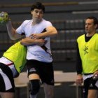 Aginagalde y Krivoshlykov durante un reciente entrenamiento del equipo leonés