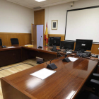 Sala de vistas de uno de los juzgados de León. RAMIRO