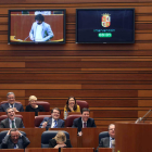 La bancada popular durante la intervención de José Sarrión, del Grupo Mixto. miriam chacón