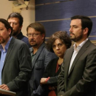 Pablo Iglesias, Xavier Domènech y Alberto Garzón en la comparecencia en el Congreso para promover una moción de censura.
