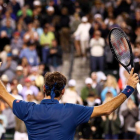 Federer accede a octavos de final de Indian Wells.