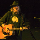 Neil Young en Les Arenes de Nimes.