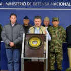 Juan Manuel Santos, durante su comparecencia ante la prensa, el domingo en Bogotá.