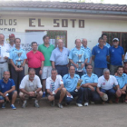 Foto de familia con los ganadores y participantes.