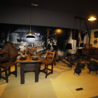 El museo recopila la vida de los pueblos leoneses y recrea estancias como la de la imagen. M. PÉREZ