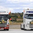 Varios camioneros recibieron ayer en León la bendición de su patrón San Cristóbal