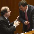 Herrera y Valderas en una sesión plenaria.