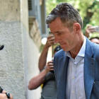 Iñaki Urdangarin a su llegada ayer a la Audiencia de Palma donde el tribunal del caso Nóos le comunicó el ingreso en prisión. ATIENZA