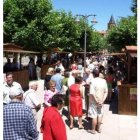 La imagen muestra la gran afluencia de público a la feria.