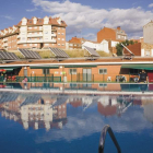 La piscina de La Virgen es escenario de varios campus estivales.