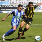 Jonathan, en un lance del partido ante el Zaragoza en El Toralín.