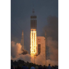 La cápsula Orion completó con éxito su primera misión.