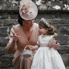 Catalina Middleton con su hija Carlota, en la boda de Pippa Middleton y James Matthews, el pasado 20  de mayo.
