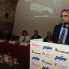 El presidente de la Cámara de Comercio durante la presentación del proyecto.