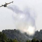 Labores de extinción de incendios realizadas por los medios aéreos de la Junta de Castilla y León