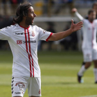 Mario Ortiz podría ser una de las variaciones que introduzca Rubén de la Barrera en el equipo titular que oponga esta noche al Sevilla Atlético. JESÚS F. SALVADORES