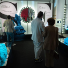 Vestidos de Lola Flores y Carmen Sevilla, entre otros trajes. FERNANDO VILLAS