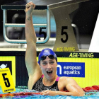 Mireia Belmonte, tras ganar el oro en los 200 metros mariposa de los Campeonatos de Europa en piscina corta.