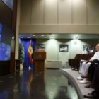 La ministra de Defensa, Carme Chacón, en la videoconferencia con la base de Marjayún que ocasionó el