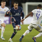 Mbappé aparece como la gran amenaza del Real Madrid en el Bernabéu. Ya lo fue en París. LANSDONG