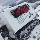 Los esquiadores serán trasladados a la zona alta de San Glorio en motos de nieve a 'hagglunds'
