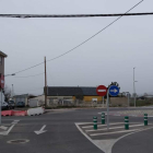 Glorieta con la esquina sin completar, señalizada. DL