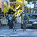 Botero se proclama vencedor en la meta de León de la Vuelta Ciclista