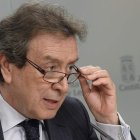 De Santiago-Juárez, ayer, en la rueda de prensa posterior al Consejo de Gobierno.