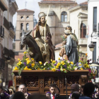 <div style="font-size:1.5rem">Los Ramos. Así fue la procesión de Domingo de Ramos dentro de la Semana Santa León 2019. Aquí te dejamos un enlace para que veas todas la procesiones: aquí te dejamos el <a href="https://www.diariodeleon.es/noticias/leon/programa-semana-santa-leon-2019-procesiones-horarios-recorridos_1323251.html"> <strong> programa Semana Santa León 2019 </strong></a></div>