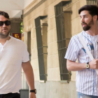José Ángel Prenda (izquierda) y Jesús Escudero, miembros de La manada, en los juzgados de Sevilla el pasado 18 de julio. /