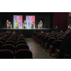 Acto de Podemos, ayer, en el Teatro San Francisco. DL